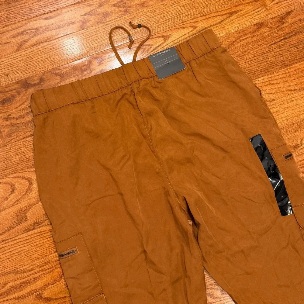 Banana Republic these cargo